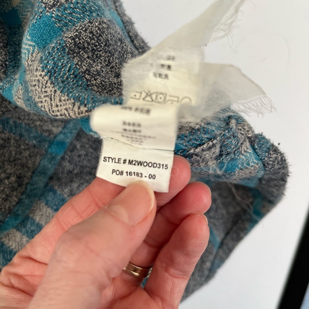 Prana Blue and Gray Textured Fabric Woodman Flannel Size Large - Picture 9 of 9